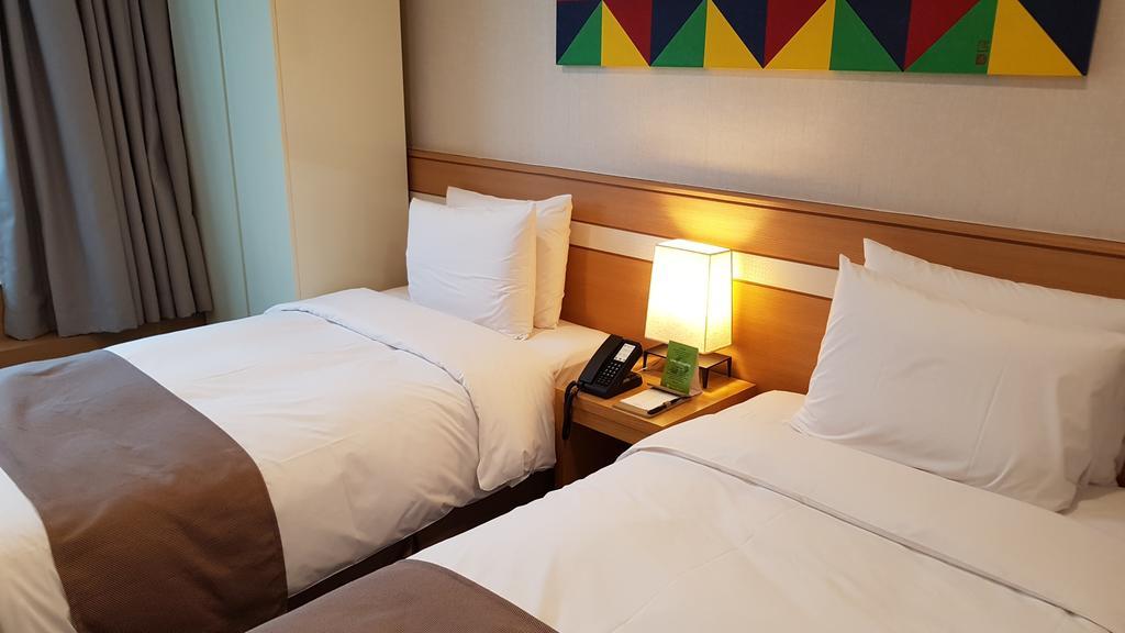 Tmark Hotel Myeongdong Сеул Экстерьер фото
