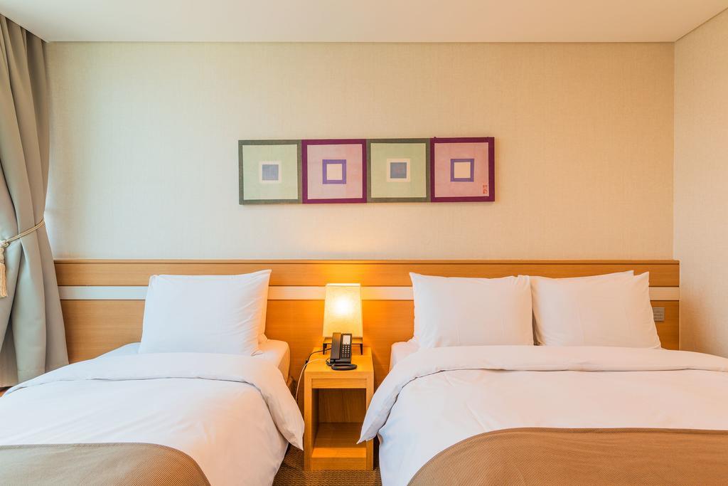 Tmark Hotel Myeongdong Сеул Экстерьер фото
